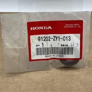 New OEM Honda 15/20HP Oil Case Water Seal 91202-ZY1-013